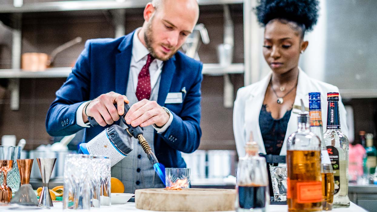 Camps-for-adults-switzerland